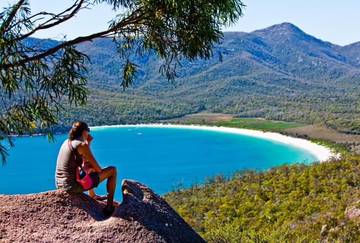 Wineglass Bay, Freycinet National Park, Tasmanien © Tourism Tasmania/Andrew McIntosh, Ocean Photography