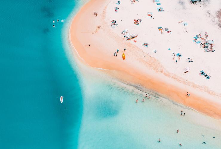 Currumbin Beach, Gold Coast, Queensland © Tourism Australia