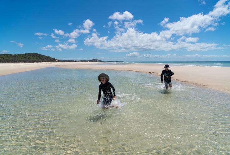 North Point, Moreton Island, Queensland © Tourism and Events Queensland
