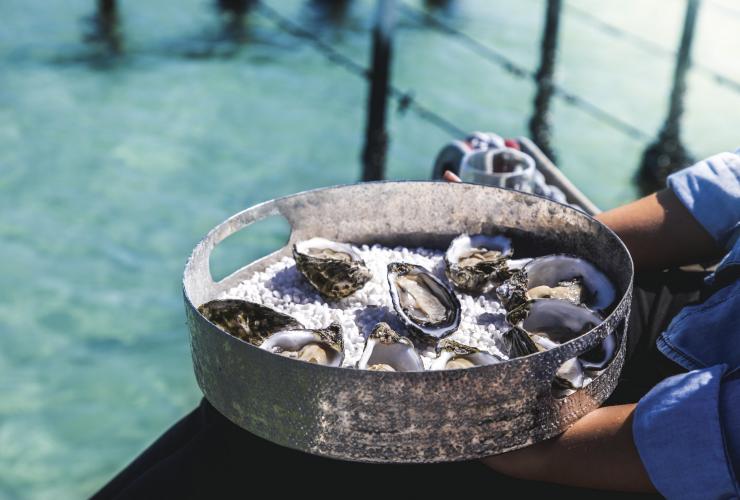 Experience Coffin Bay, Eyre Peninsula, South Australia © South Australian Tourism Commission