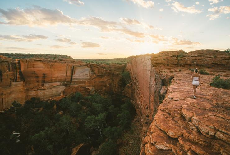 Kings Canyon, Watarrka National Park, NT © Tourism NT/Mitchell Cox