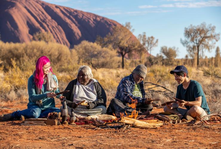 Maruku Arts, Uluru Kata-Tjuta National Park, Northern Territory © Tourism NT/Helen Orr