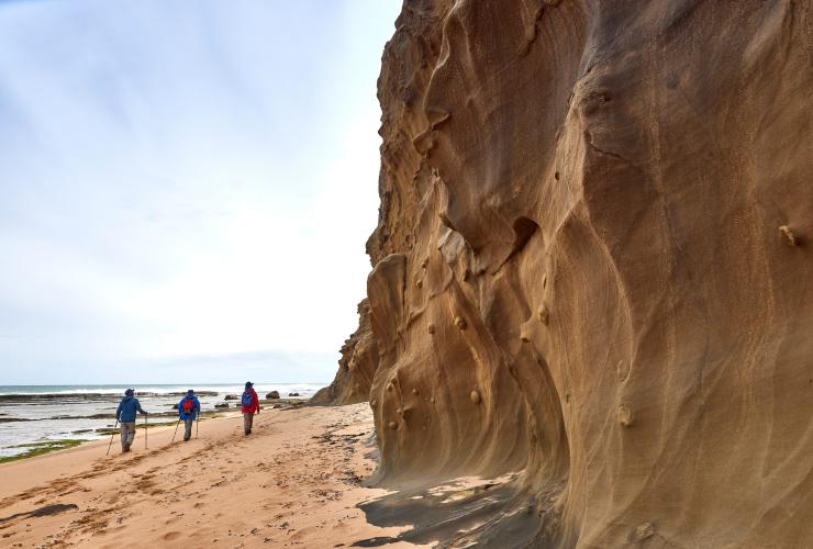 Great Ocean Walk, Great Ocean Road, VIC © Tourism Australia