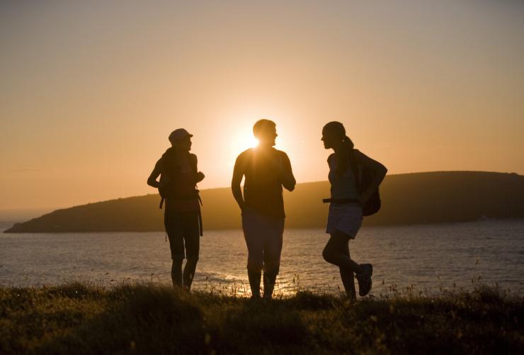Hiking, Fleurieu Peninsula, SA © South Australian Tourism Commission/Peter Fisher