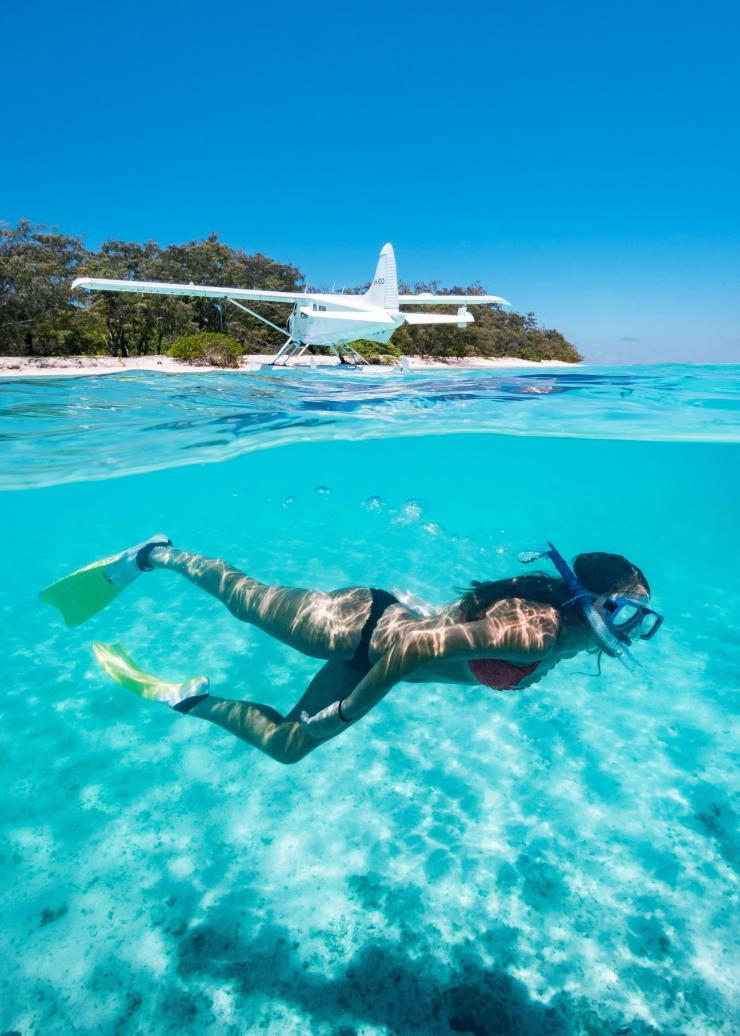 Snorkelling at Heron Island in Queensland © James Vodicka