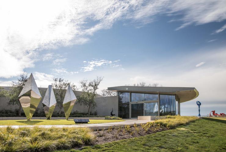 Pt Leo Estate Vineyards, Mornington Peninsula, Victoria © Rhiannon Taylor