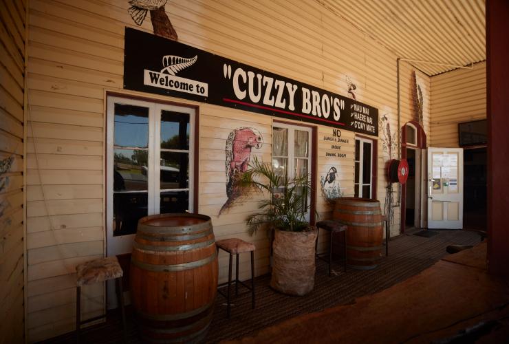 Artesian Hotel, Barcaldine, QLD © Tourism and Events Queensland