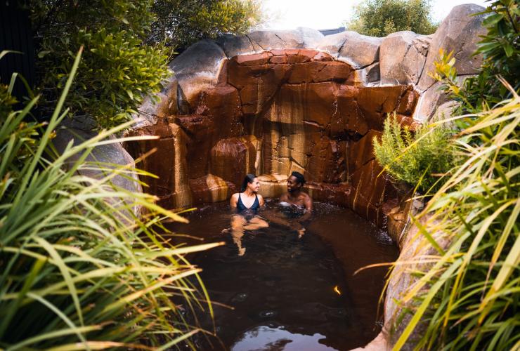 Deep Blue Hotel & Hot Springs, Warrnambool, VIC © Visit Victoria