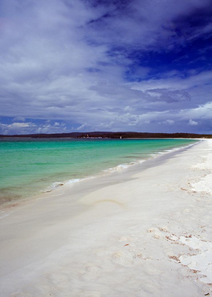 Hyams Beach, Jervis Bay, New South Wales © Tourism Australia