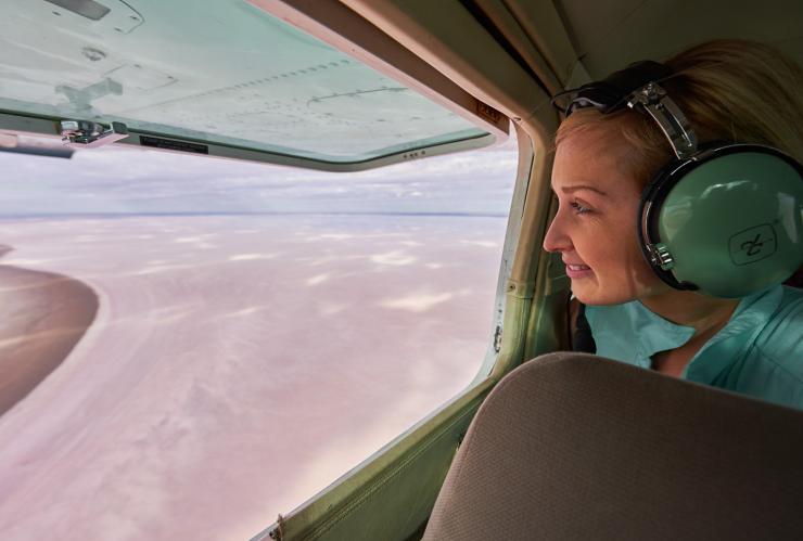 Volo panoramico con Wrightsair, Kati Thanda-Lake Eyre National Park, South Australia © South Australian Tourism Commission