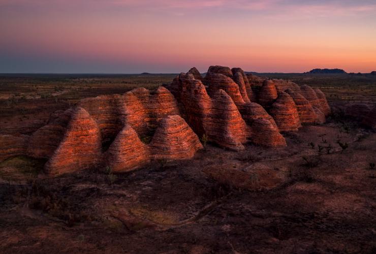 Immagine aerea di Bungle Bungle Range al tramonto, Purnululu National Park, Western Australia © Tourism Australia