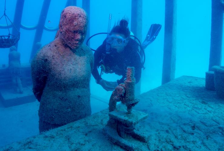 クイーンズランド州、タウンズビル、海中美術館 © Gemma Molinaro Photography