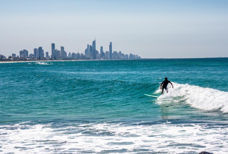 クイーンズランド州、ゴールド・コースト、バーレー・ヘッズ © Tourism Australia