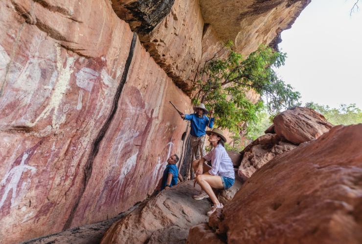 クイーンズランド、ジャラマリ・ロックアート・ツアーズ © Tourism Tropical North Queensland