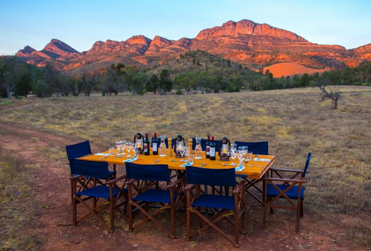 南オーストラリア州、フリンダース山脈、ブラックス・ギャップ・キャンプ、アルカバ・ウォーク © Wild Bush Luxury / Great Walks of Australia