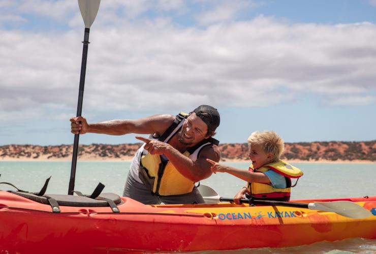 西澳州（Western Australia）珊瑚海岸（Coral Coast）的烏拉古搭尼達生態文化冒險（Wula Gura Nyinda Eco Cultural Adventures）©澳洲旅遊局