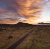 北領地西麥克唐奈爾山脈（West MacDonnell Ranges）©Sean Scott/北領地旅遊局